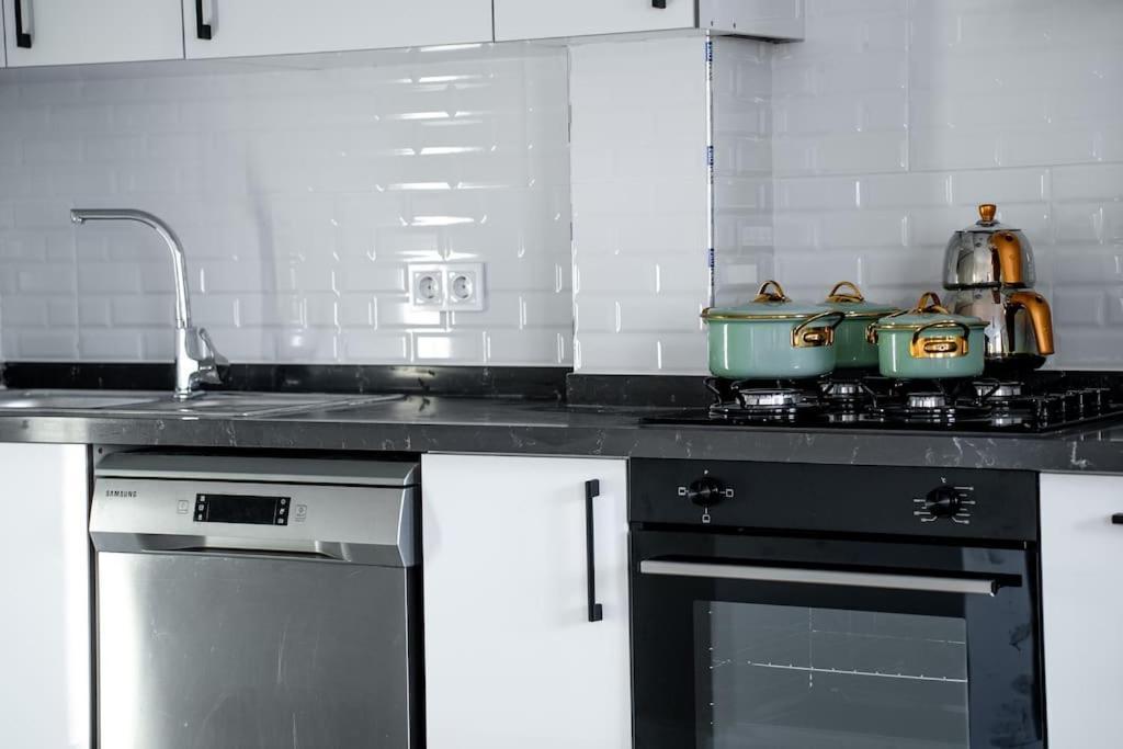 Special Luxury Air-conditioned In Kadikoy * Istanbul